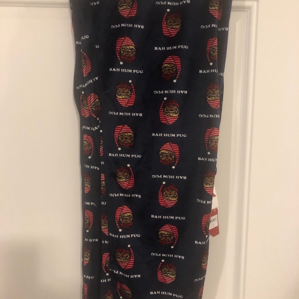 Ba humpug pajama pants size large. Draw string